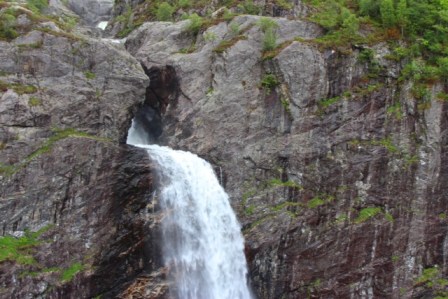 Cascada de Månafossen